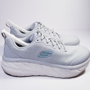 Skechers Womens D'Lux Ultra Lightweight Sneakers